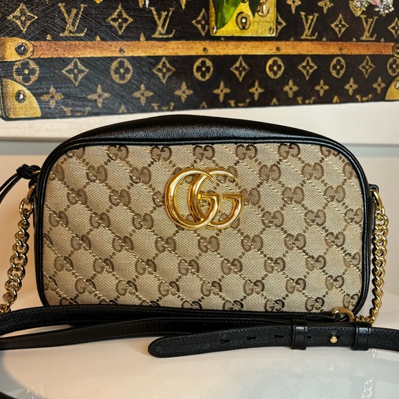 🤎✨SOLD✨🤎 Gucci GG Marmont Quilted Camera Crossbody Bag - Picture 4 of 9